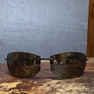 Used Maui Jim Lighthouse